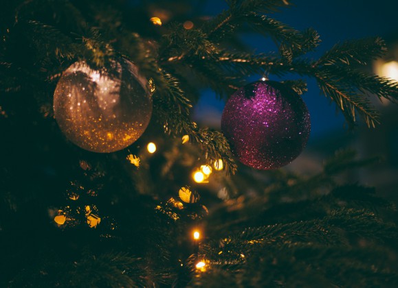 تقليد تزيين شجرة عيد الميلاد للعام الجديد