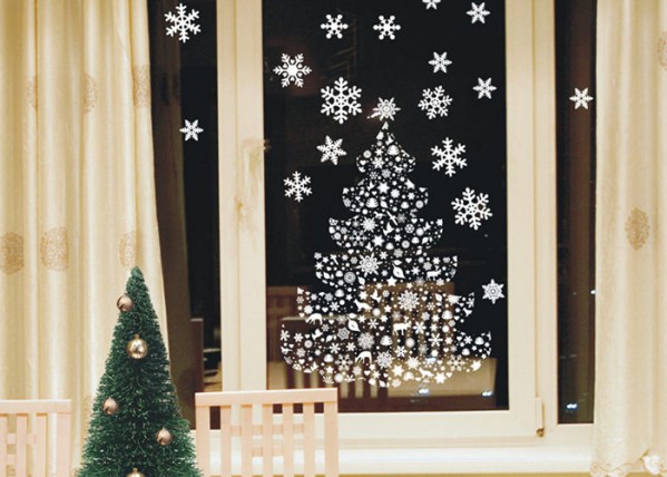 Decorating windows with protruding holes for the New Year